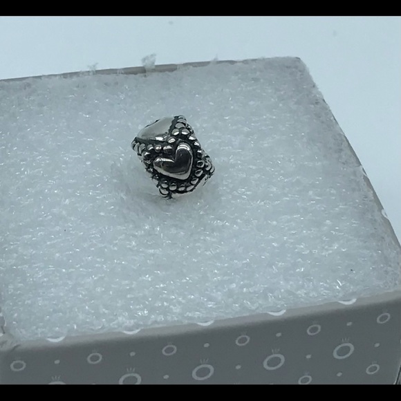 Pandora , “Dotted Heart “Silver Charm  #790448 A76-8 - Picture 2 of 4
